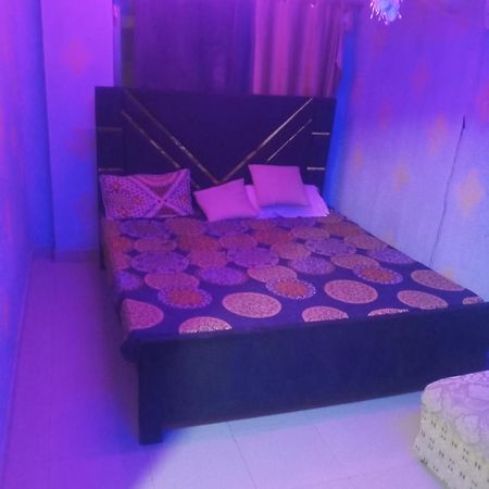 Aj Room Service Civic Center Rawalpindi Zewnętrze zdjęcie