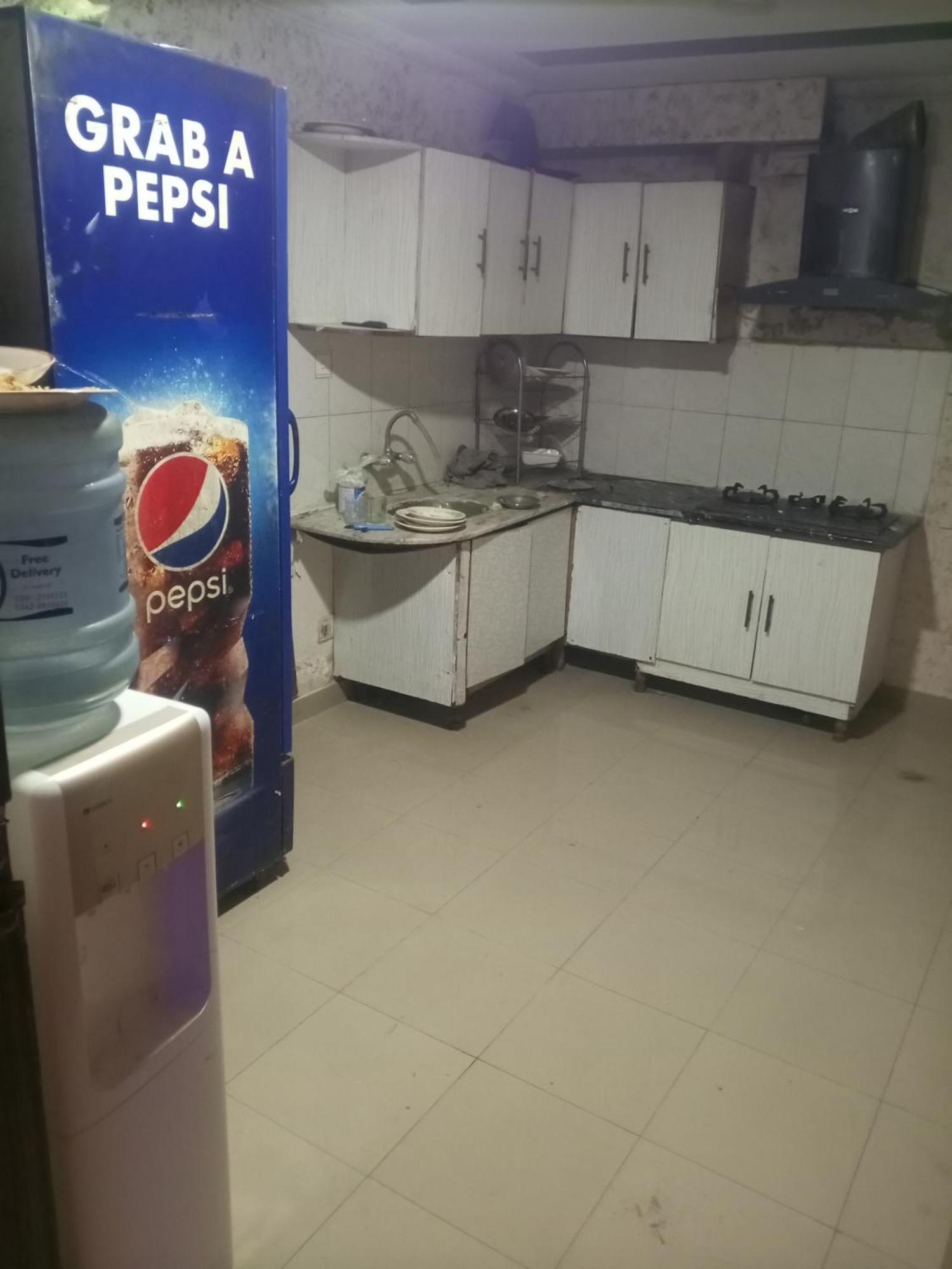 Aj Room Service Civic Center Rawalpindi Zewnętrze zdjęcie